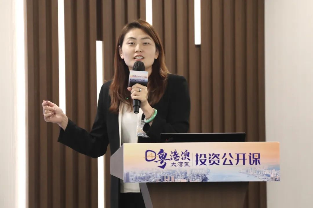 新兴市场的货币_虚拟货币如何改变全球投资格局：新兴市场与发达市场的互动分析_新兴国家市场货币