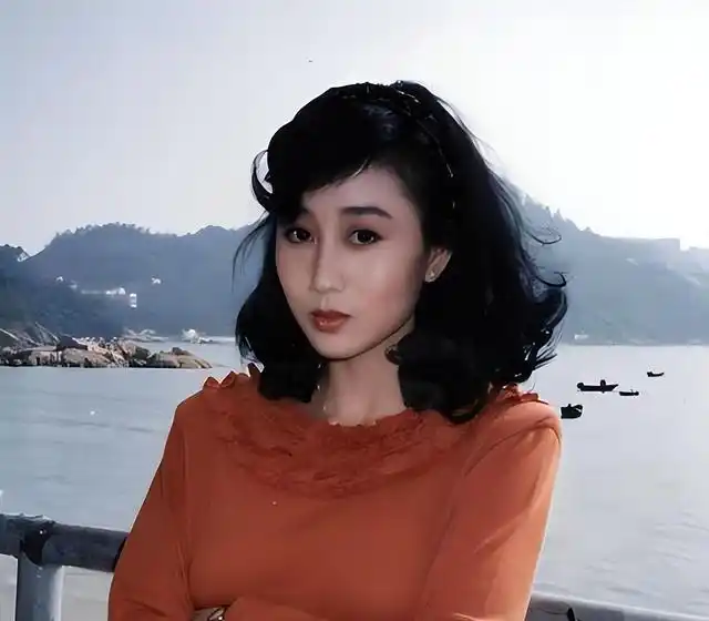 情感爱情故事利智生活免费观看_利智的情感生活与爱情故事_情感爱情故事利智生活在线观看