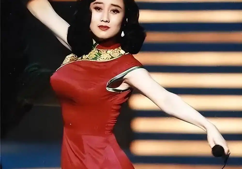 利智的情感生活与爱情故事_利智的感情生活_利智的恋爱生活