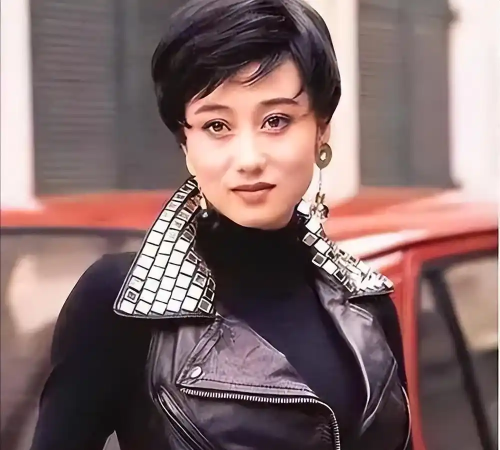 情感爱情故事利智生活在线观看_利智的恋爱生活_利智的情感生活与爱情故事